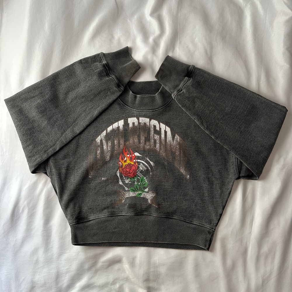 Civil regime sofie crewneck in vintage